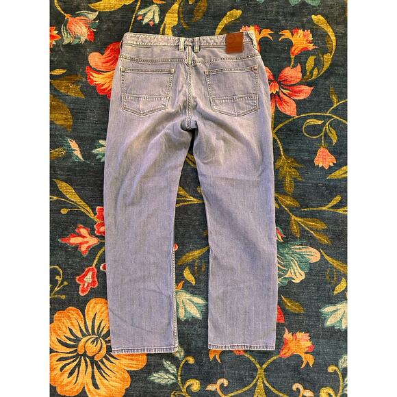 Tommy Bahama Men's Jeans Size 33 x 30 - Picture 2 of 4